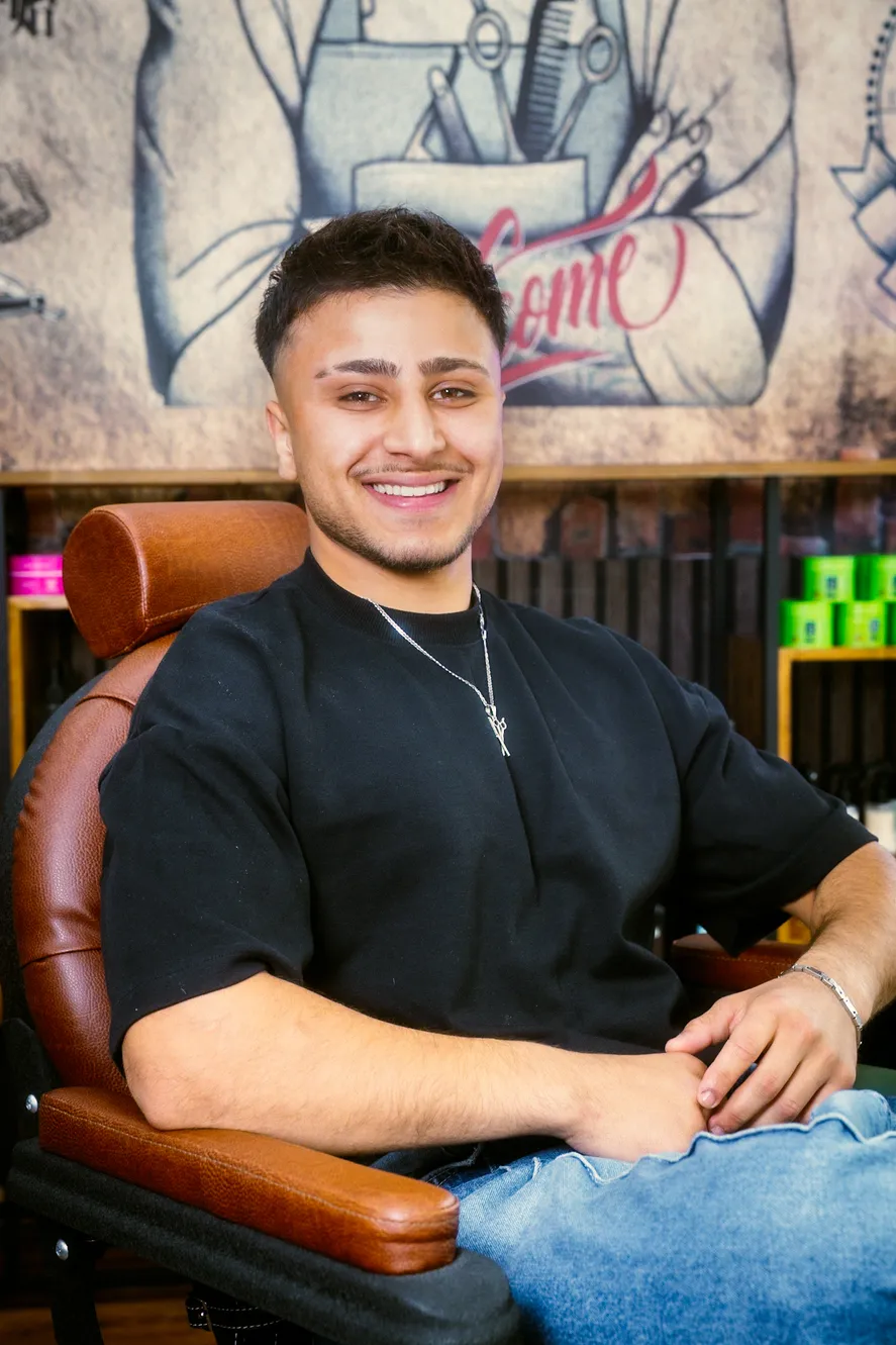 Jan — Barber bei Haarstudio Figaro